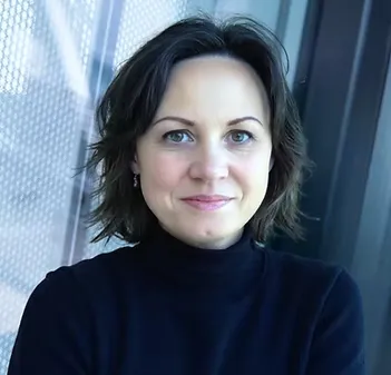 Krisztina ustinov profile edited